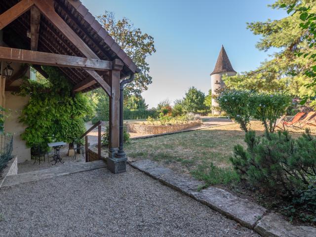 VENTE EN VIAGER PROPRIÉTÉ DE CARACTÈRE