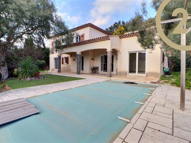 VENTE EN EXCLUSIVITE LES ADRETS DE L'ESTEREL VILLA 5 PIECES