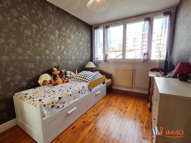 VENTE EN LOT – 2 APPARTEMENTS – QUARTIER SOLAURE