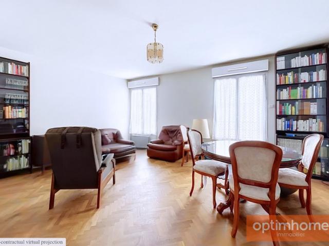 Vente en nue propriété Appartement de standing avec balcons cave et parking Métro Daumesnil Paris 12ème