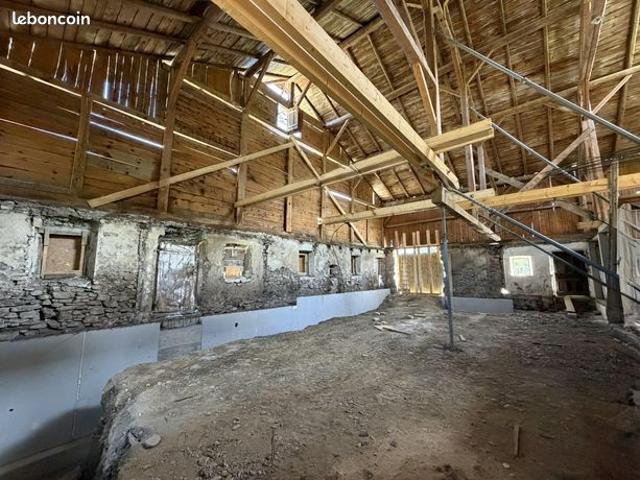 Vente | Ensemble de 2 maisons | 11p | 9ch | 640 m² | Praz sur Arly | Expo Est/Nord/Ouest/Sud | Terrasse · Piscine