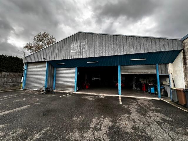 Vente ensemble immobilier Lons Garage auto + maison
