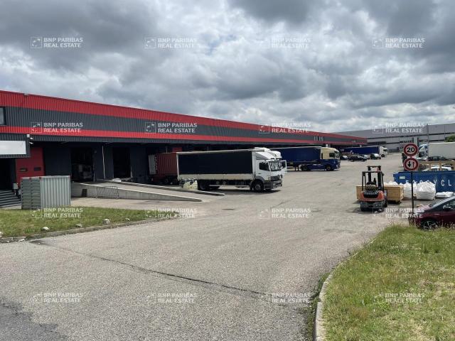 Vente entrepôt Saint Quentin Fallavier Accès autoroutiers