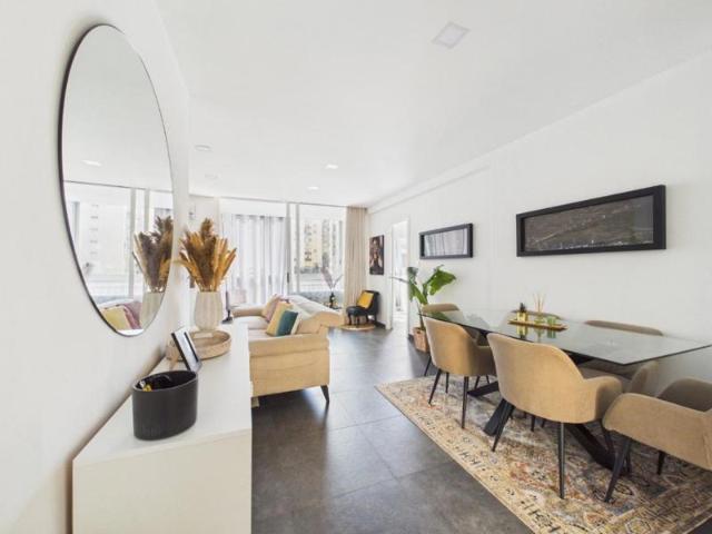 VENTE F3 RENOVE PROCHE CENTRE VILLE