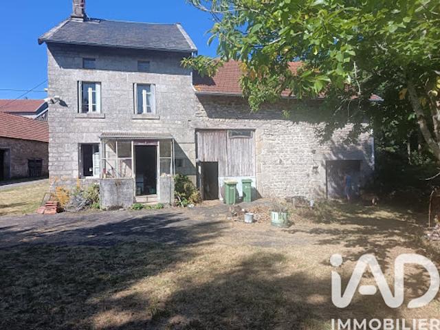Vente Ferme 4 pièces 84 m2 Saint Léger la Montagne