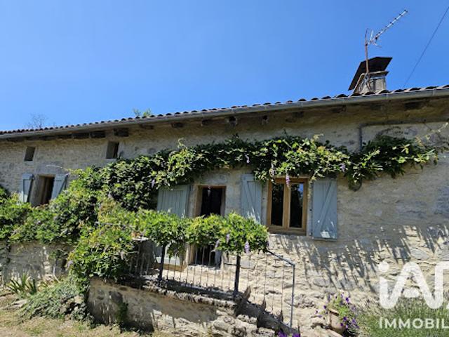 Vente Ferme 4 pièces 90 m2 Sousceyrac