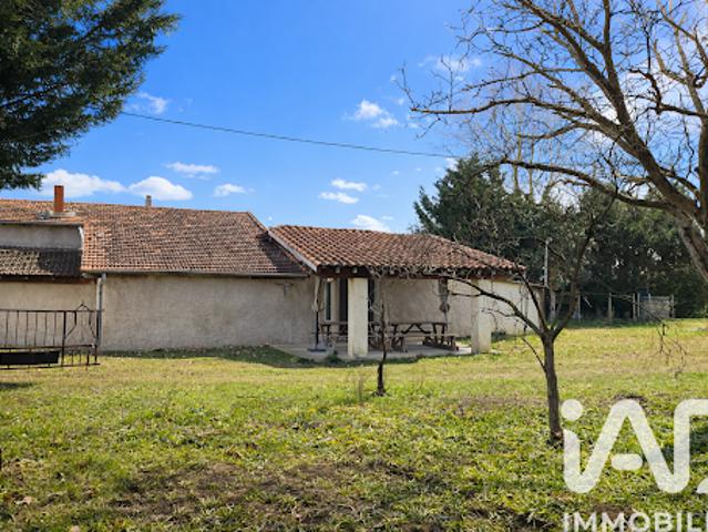 Vente Ferme 4 pièces 116 m2 Saint Etienne le Molard