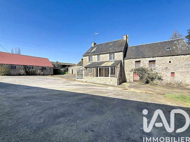 Vente Maison 4 pièces 130 m2 Ploeuc L'Hermitage