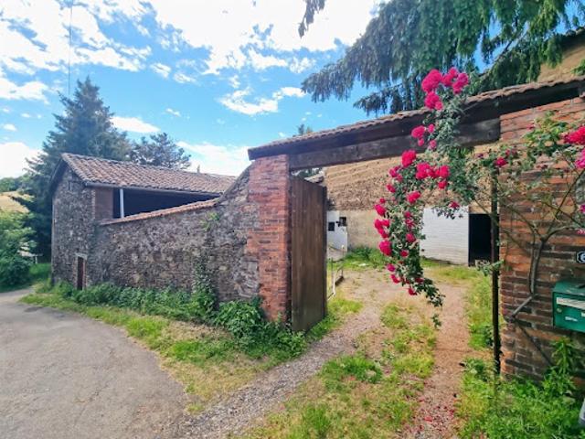 Vente Ferme 4 pièces 132 m2 Saint Héand
