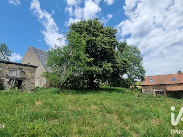 Vente Ferme 4 pièces 160 m2 Trémouille Saint Loup