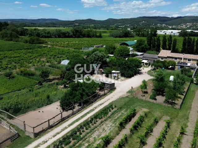 Vente Ferme 5 pièces 142 m2 Laudun l'Ardoise