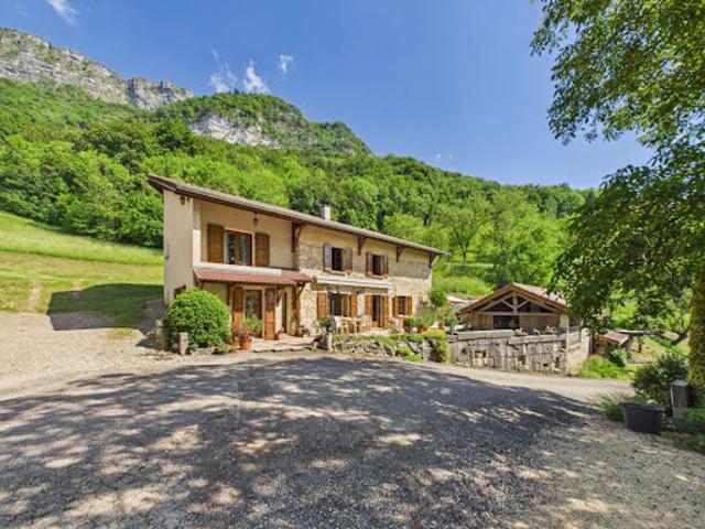 Vente Ferme 6 pièces 184 m2 Saint Gervais