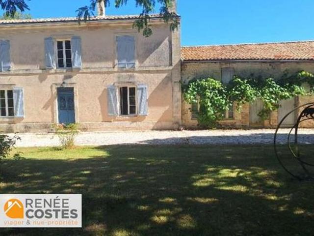 Vente Ferme 7 pièces 150 m2 Saint Symphorien