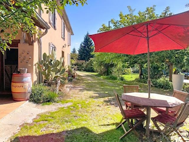 Vente Ferme 7 pièces 161 m2 Saint Arroman