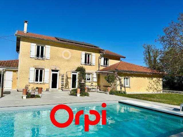 Vente Ferme 7 pièces 174 m2 Heyrieux