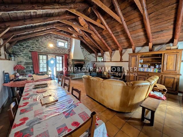 Vente Ferme 7 pièces 175 m2 Freycenet la Cuche
