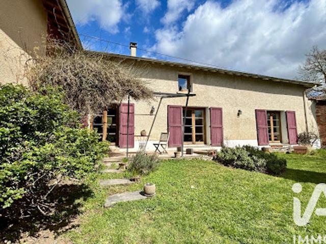 Vente Ferme 7 pièces 180 m2 Essertines en Donzy