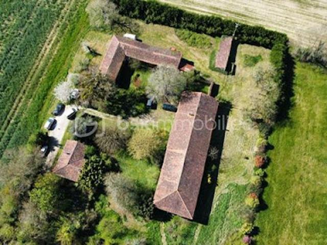 Vente Ferme 7 pièces 188 m2 Pont l'abbe d'arnoult