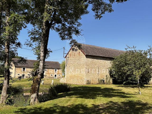 Vente Ferme 7 pièces 212 m2 Ardentes
