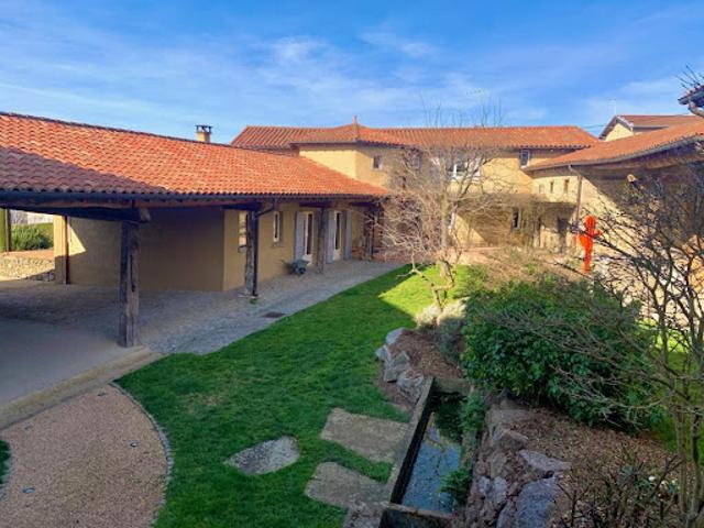 Vente Maison 7 pièces 242 m2 Saint Héand