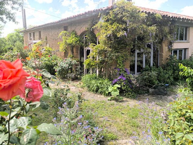 Vente Maison 7 pièces 300 m2 Castelnau d'Estrétefonds