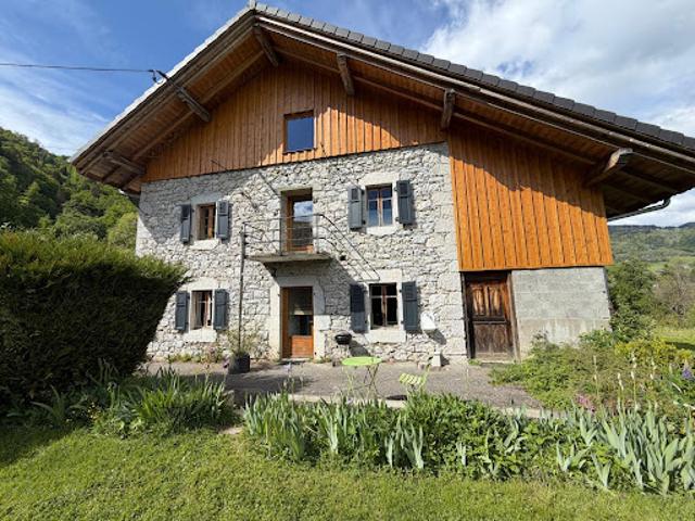 Vente Ferme 8 pièces 220 m2 Mégevette