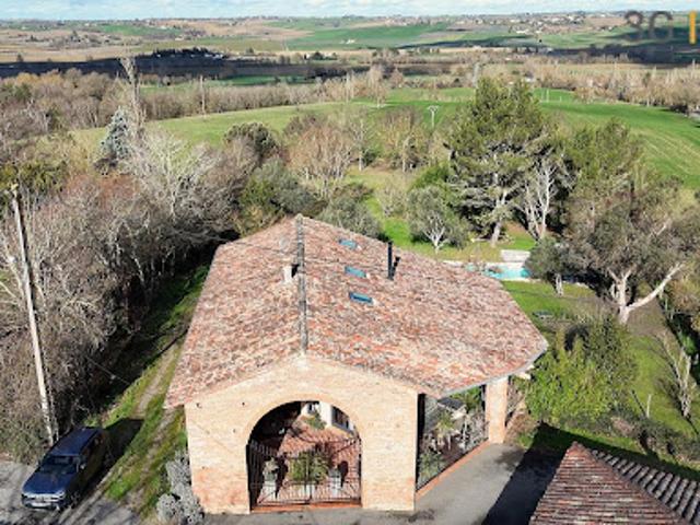 Vente Ferme 9 pièces 195 m2 Bourg Saint Bernard