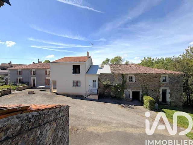 Vente Ferme 9 pièces 220 m2 L'Hermenault