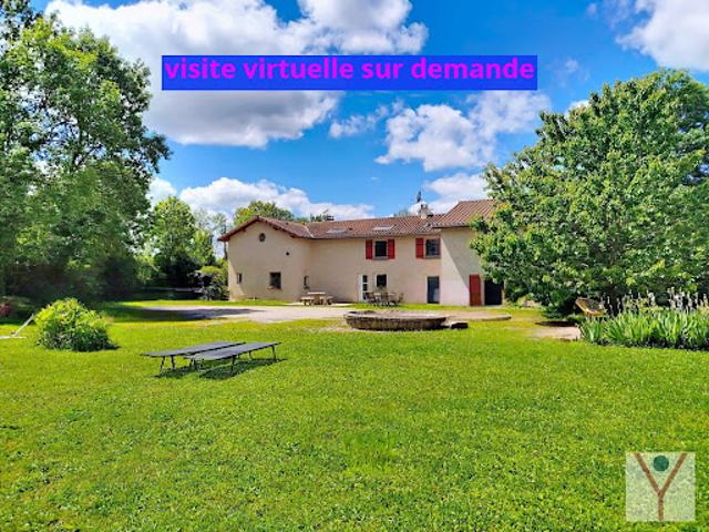 Vente Ferme 9 pièces 235.04 m2 Condeissiat