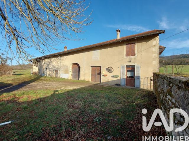 Vente Ferme 9 pièces 297 m2 Arinthod