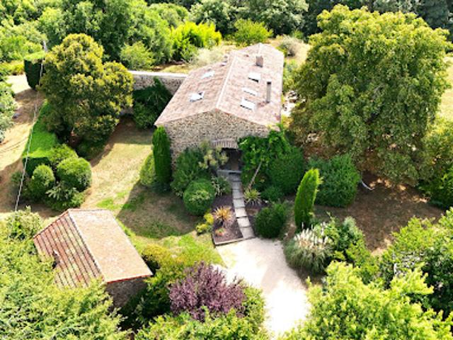 Vente Ferme 10 pièces 280 m2 Tournon sur Rhône