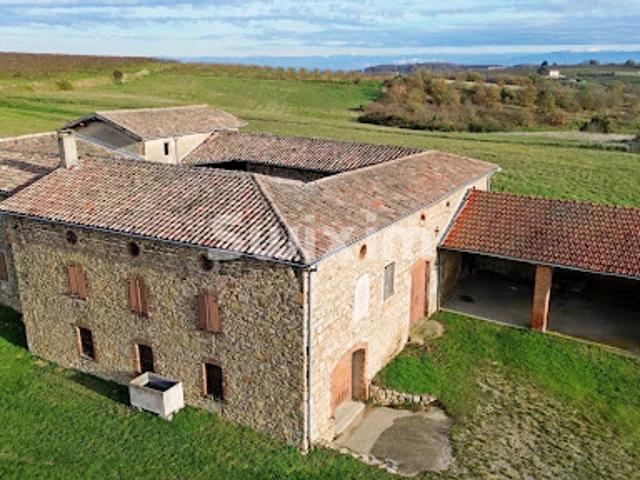 Vente Ferme 10 pièces 820 m2 Serves sur Rhône
