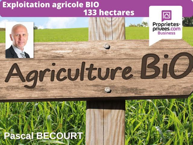 Vente Ferme 1330000 m2 Montbrun les Bains