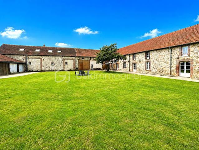 Vente Ferme 15 pièces 400 m2 Epernon
