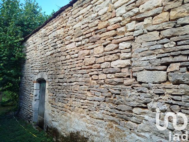 Vente Ferme 1 pièce 140 m2 Fontaines