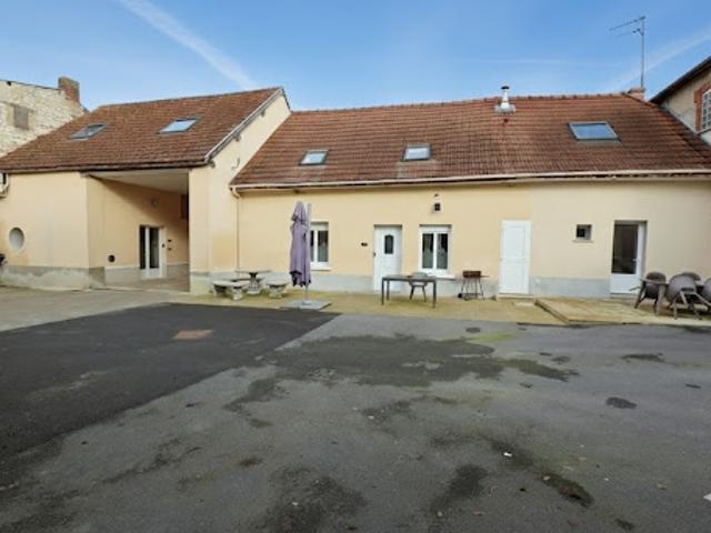 Vente Ferme 20 pièces 400 m2 Bisseuil