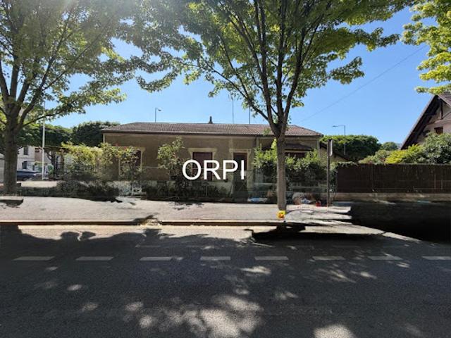 Vente Ferme 2 pièces 77.55 m2 Vitry sur Seine