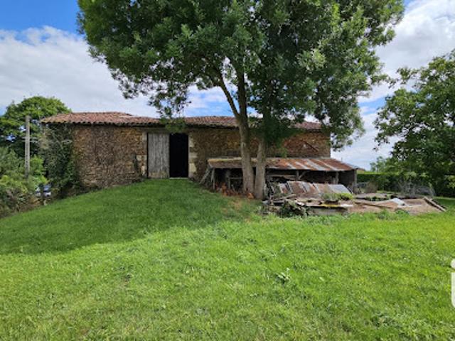 Vente Ferme 2 pièces 270 m2 Le Trioulou
