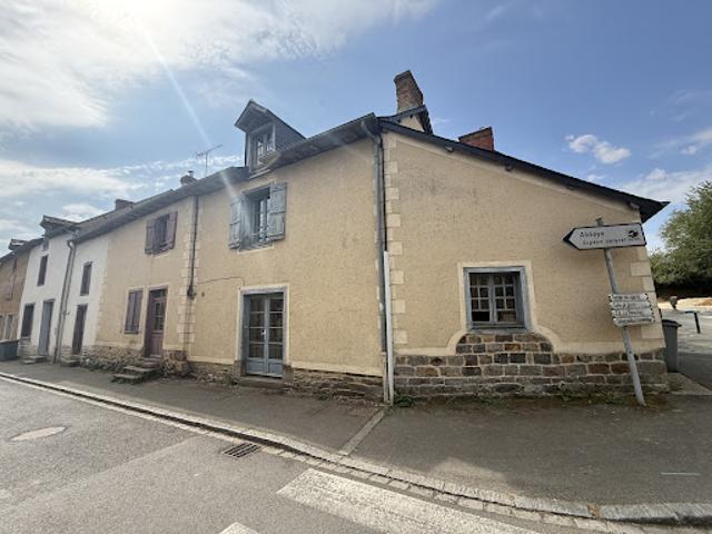 Vente Ferme 3 pièces 54 m2 Saint Sulpice la Forêt