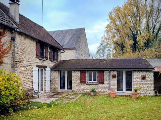 Vente Propriété 5 pièces 140 m2 Yèvre la Ville