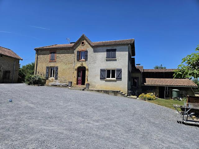 Vente Fermette 4 pièces 170 m2 Maumusson Laguian