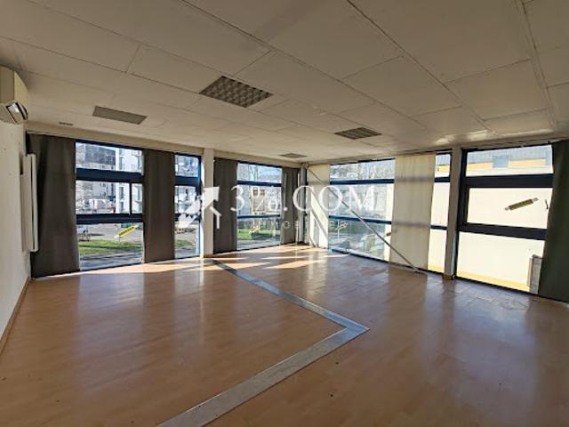 Vente Fond de commerce 0 pièces 109 m2 Laon