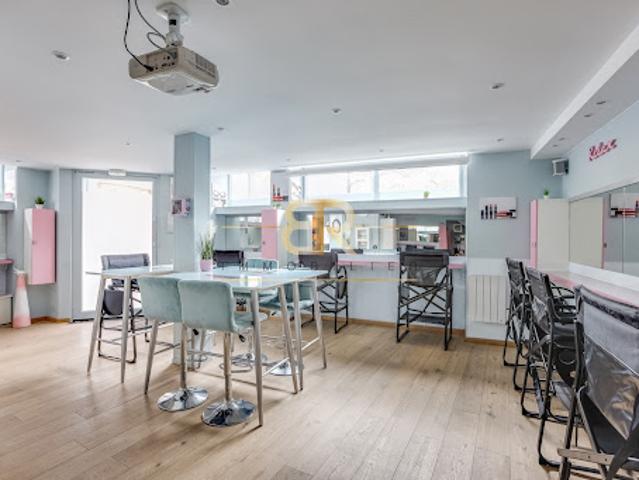 Vente Fond de commerce 0 pièces 139 m2 Paris 15ème