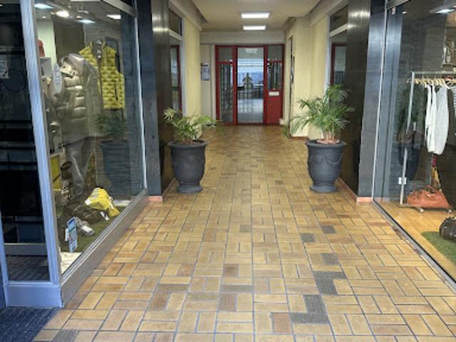 Vente Fond de commerce 0 pièces 250 m2 Ales