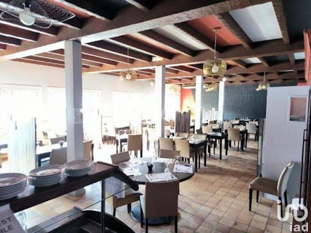 Vente Fond de commerce 0 pièces 200 m2 Saint Jean de Beugné