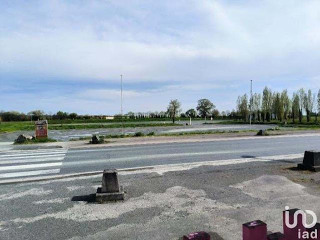 Vente Fond de commerce 0 pièces 200 m2 Saint Jean de Beugné