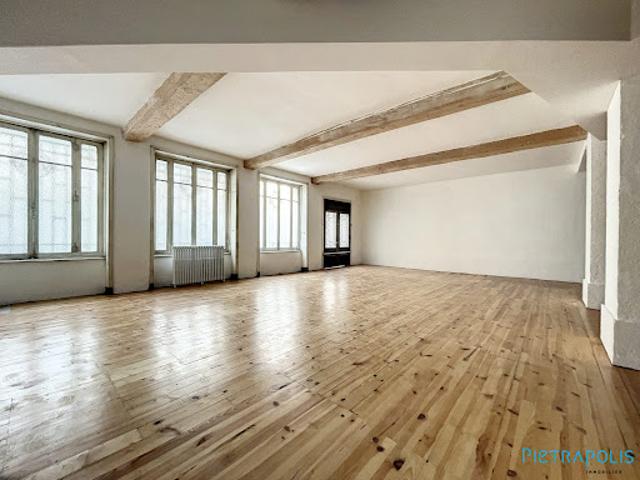 Vente Fond de commerce 0 pièces 207 m2 Tarare