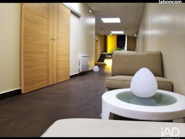 Vente Fond de commerce 0 pièces 352 m2 Creil