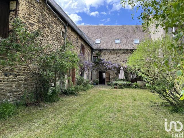 Vente Fond de commerce 0 pièces 361 m2 Bourg Lastic