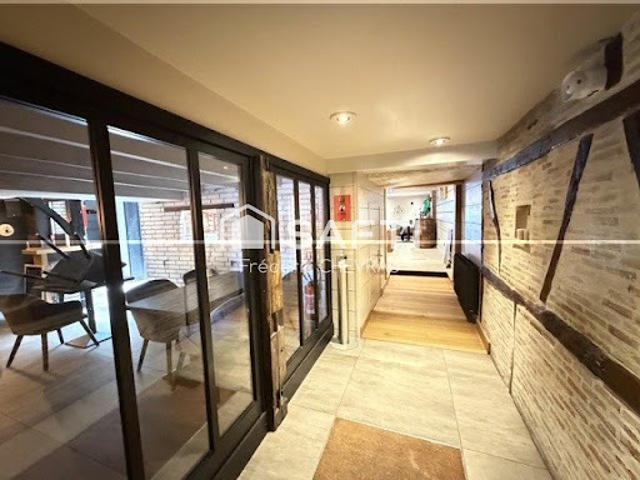 Vente Fond de commerce 0 pièces 336 m2 Charnay lès Mâcon